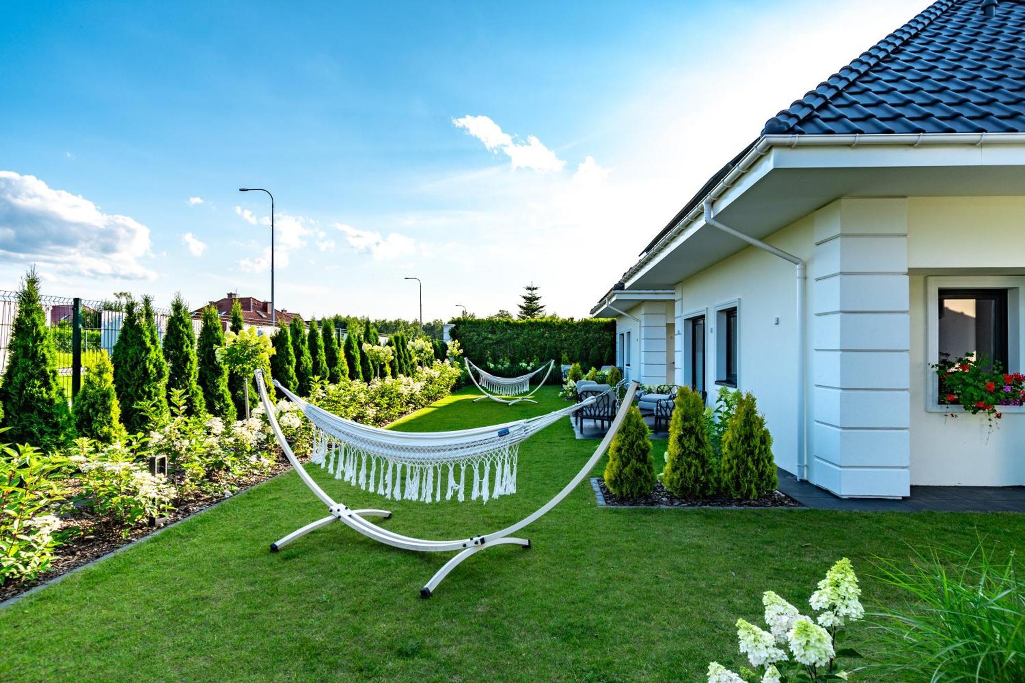 Family Resort Ustka - Domki Dwupoziomowe Z Basenem מראה חיצוני תמונה